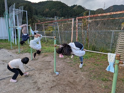 PXL_20251117_065729311