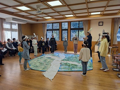 PXL_20251212_044501745