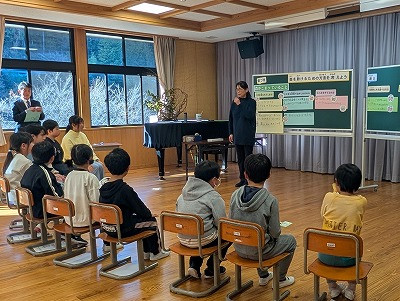 PXL_20251212_052346061