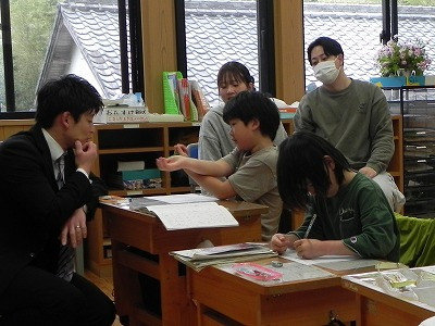 02 (2)