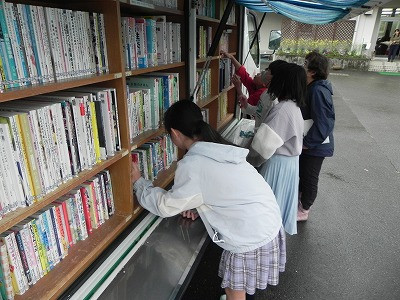 03 (2)