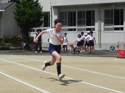02 (4)