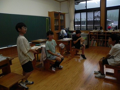 04 (3)