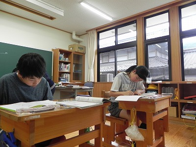 04 (1)