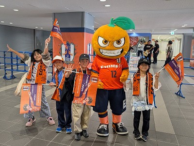 PXL_20251108_035019808