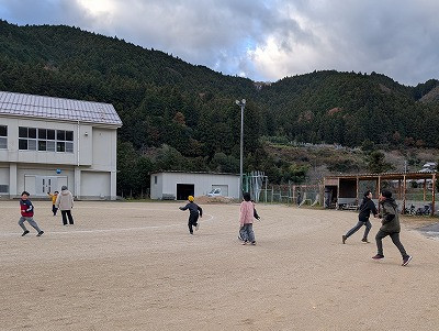 PXL_20251204_064735146