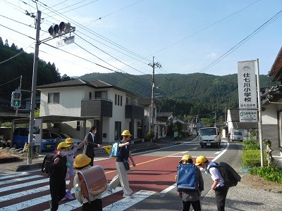 01 (1)