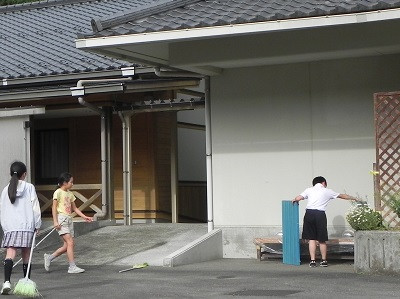 01 (4)